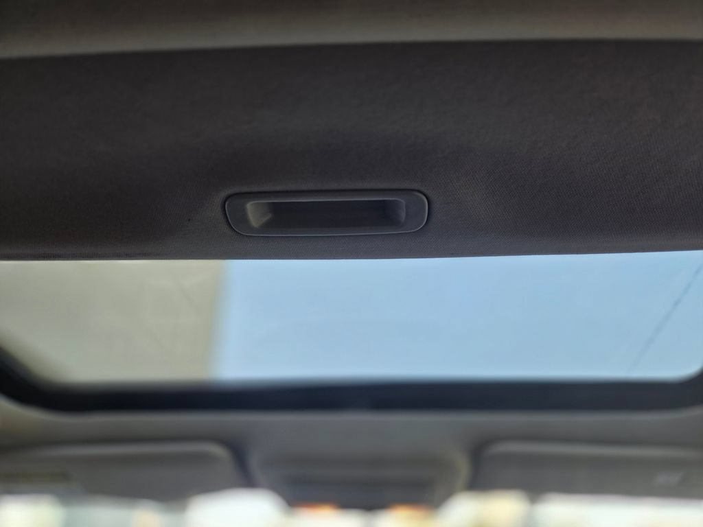 Used 2014 Honda Ridgeline SE image 25