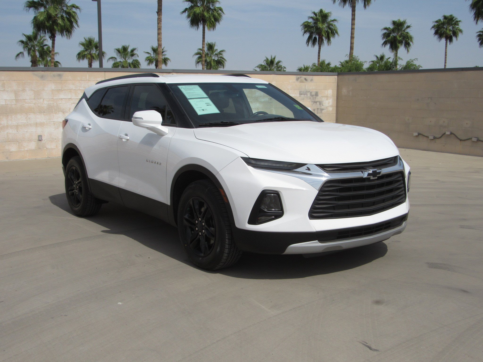 Used 2020 Chevrolet Blazer LT image 2