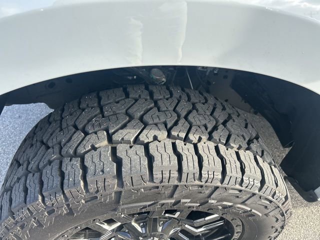 Used 2024 Ford F150 XLT w/ Equipment Group 302A MID image 6