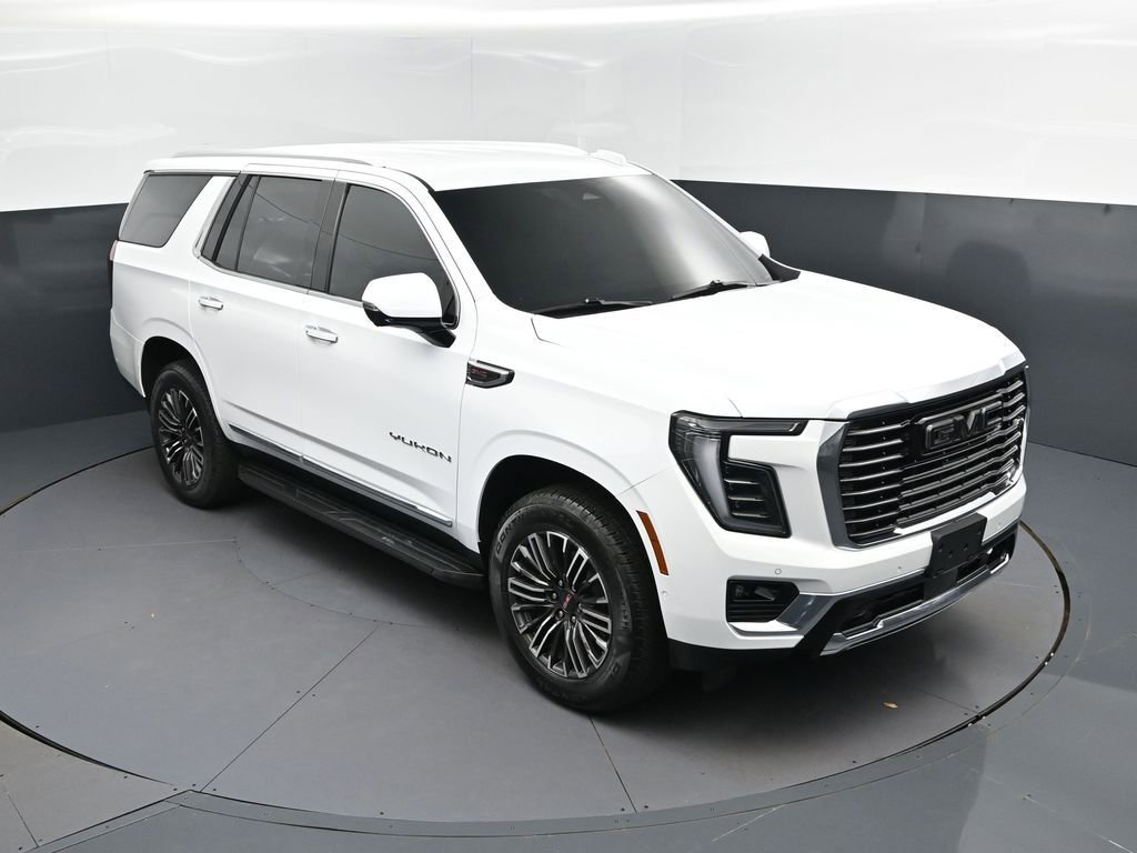 Used 2025 GMC Yukon Elevation w/ LPO, Elevation Black Package AWD/4WD video 1