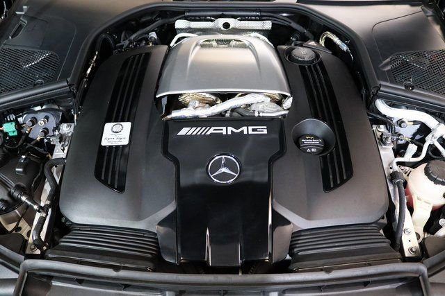 Used 2024 Mercedes-Benz S 63 AMG S w/ Carbon Fiber Exterior Package image 34