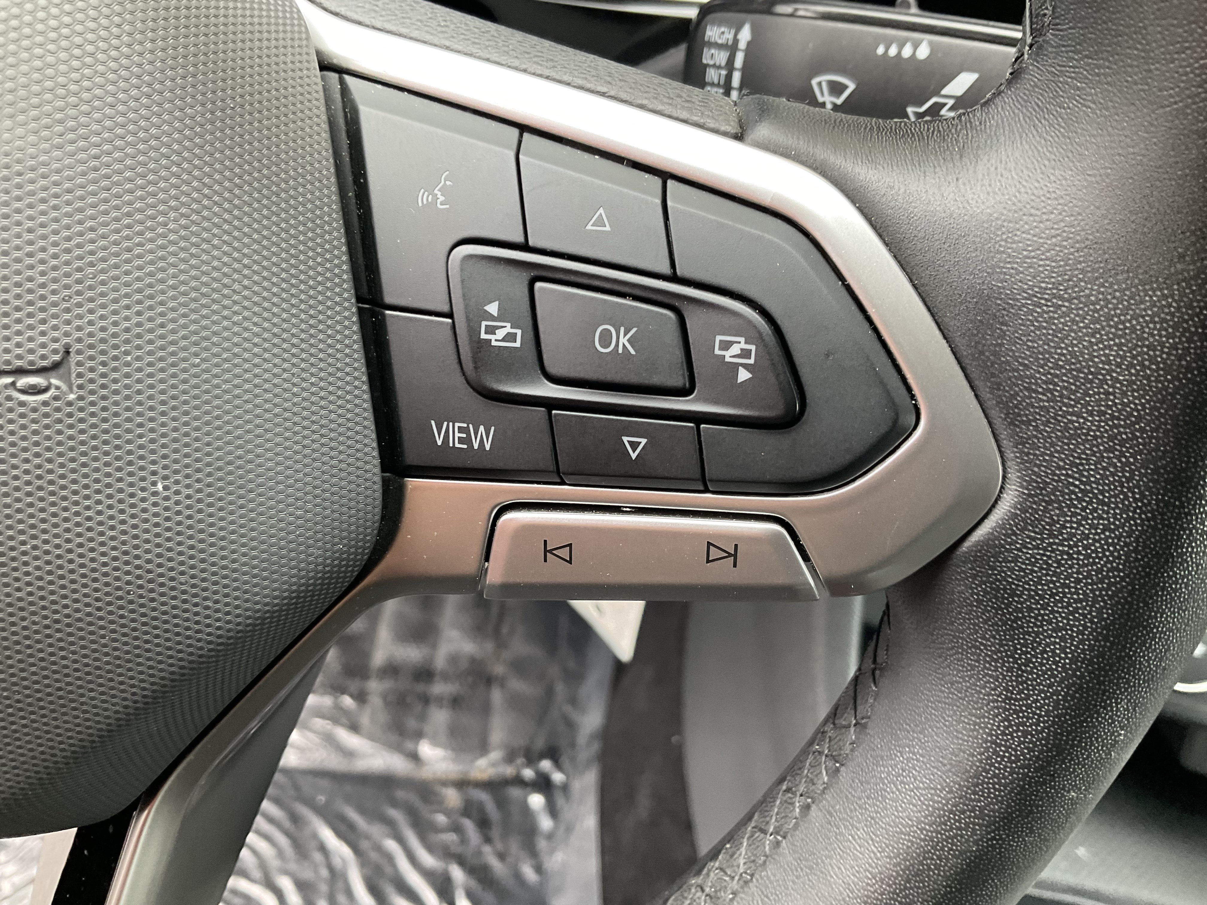 Used 2024 Volkswagen Jetta S FWD image 28