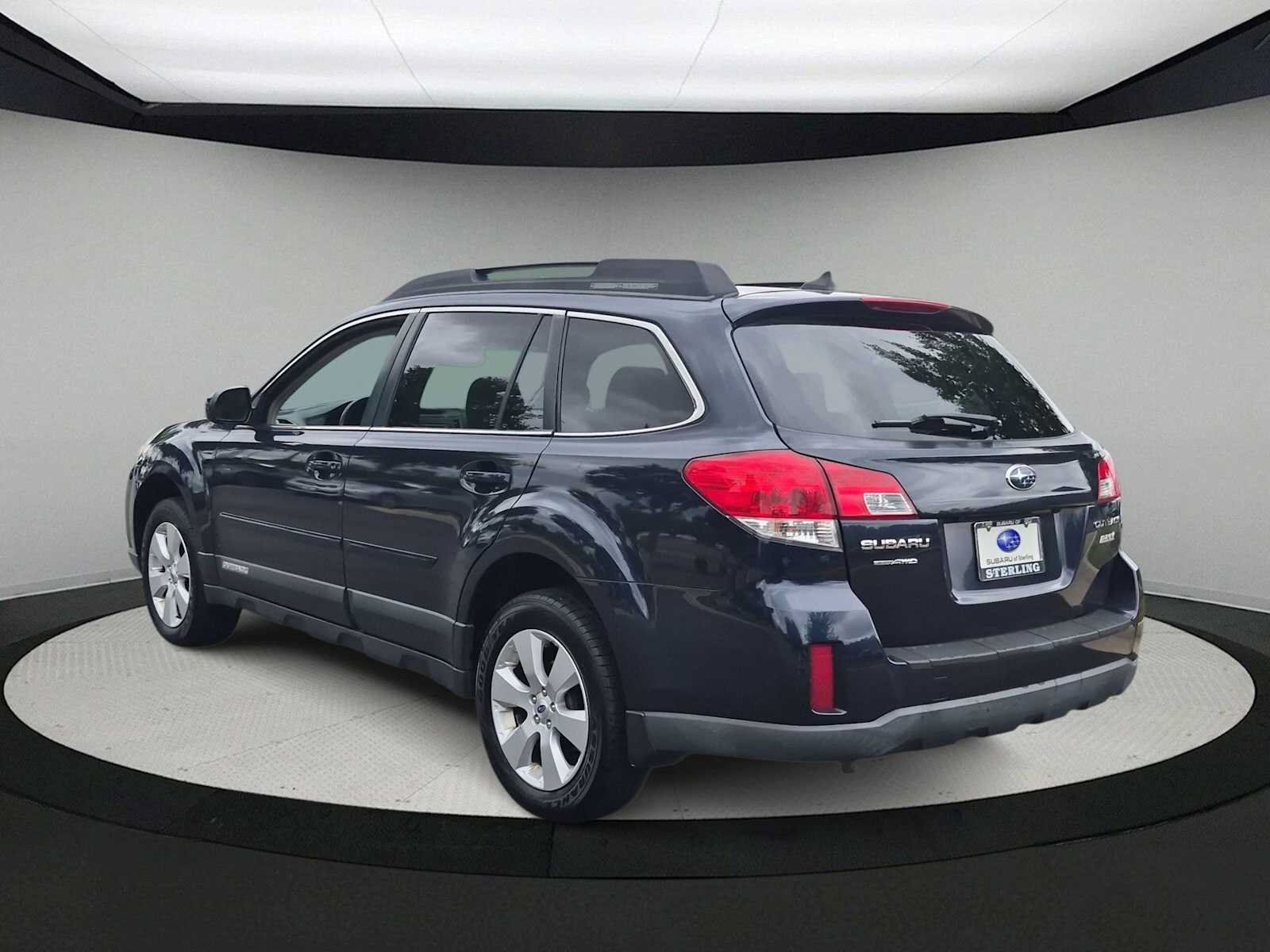 Used 2012 Subaru Outback 2.5i Limited w/ Moonroof Pkg AWD/4WD image 6