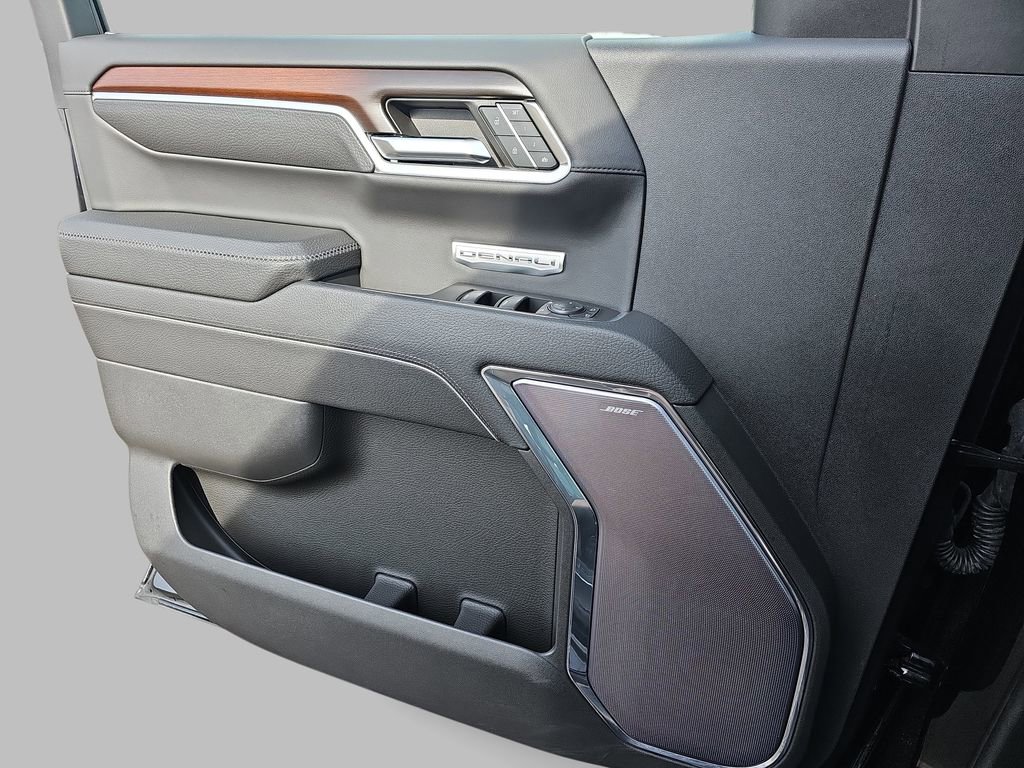 Used 2024 GMC Sierra 1500 Denali w/ Denali Reserve Package image 32