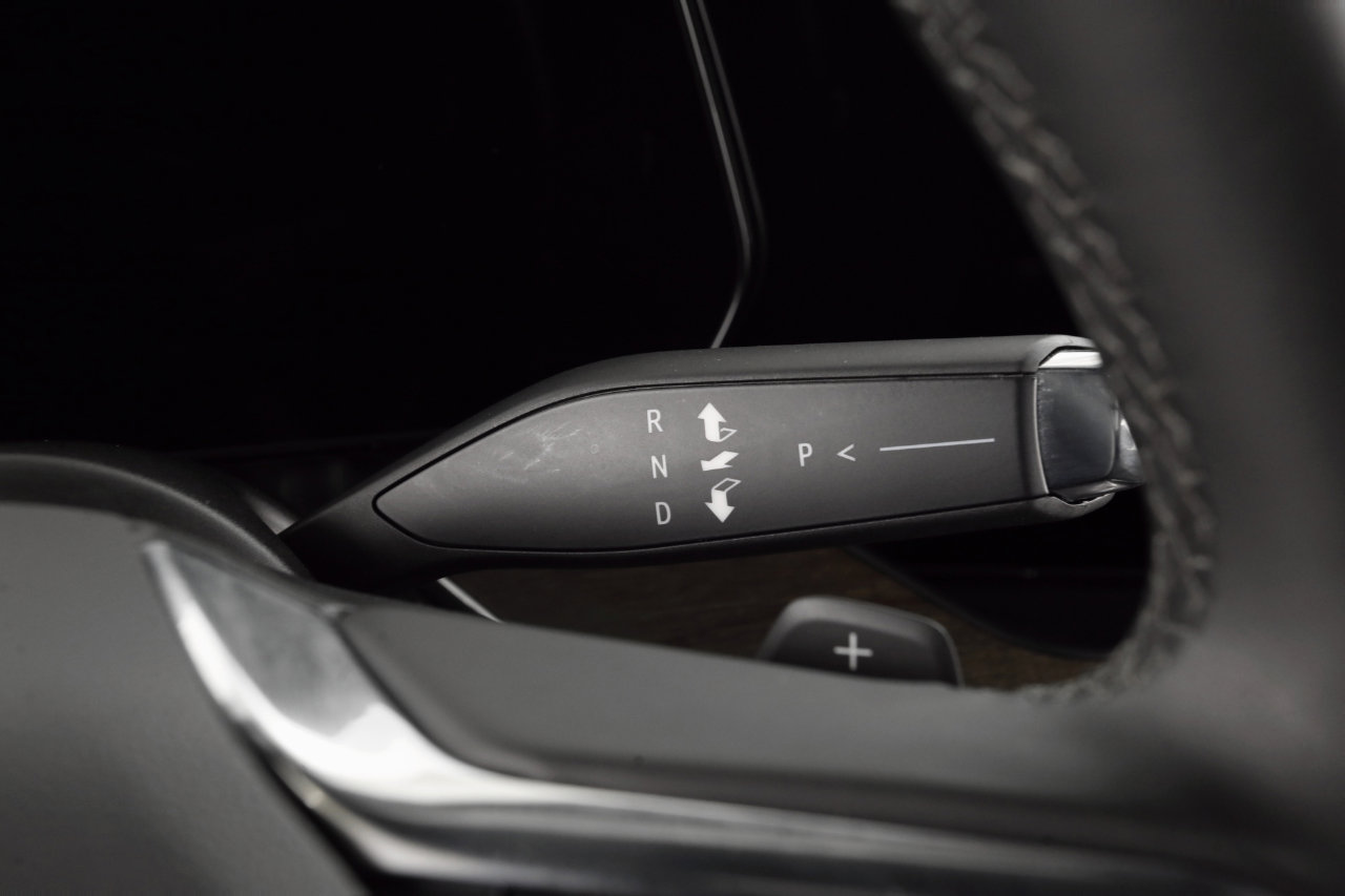 Used 2025 Chevrolet Tahoe High Country image 40