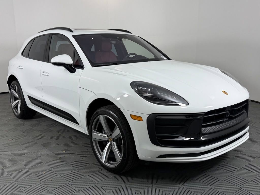Certified 2026 Porsche Macan Turbo image 9