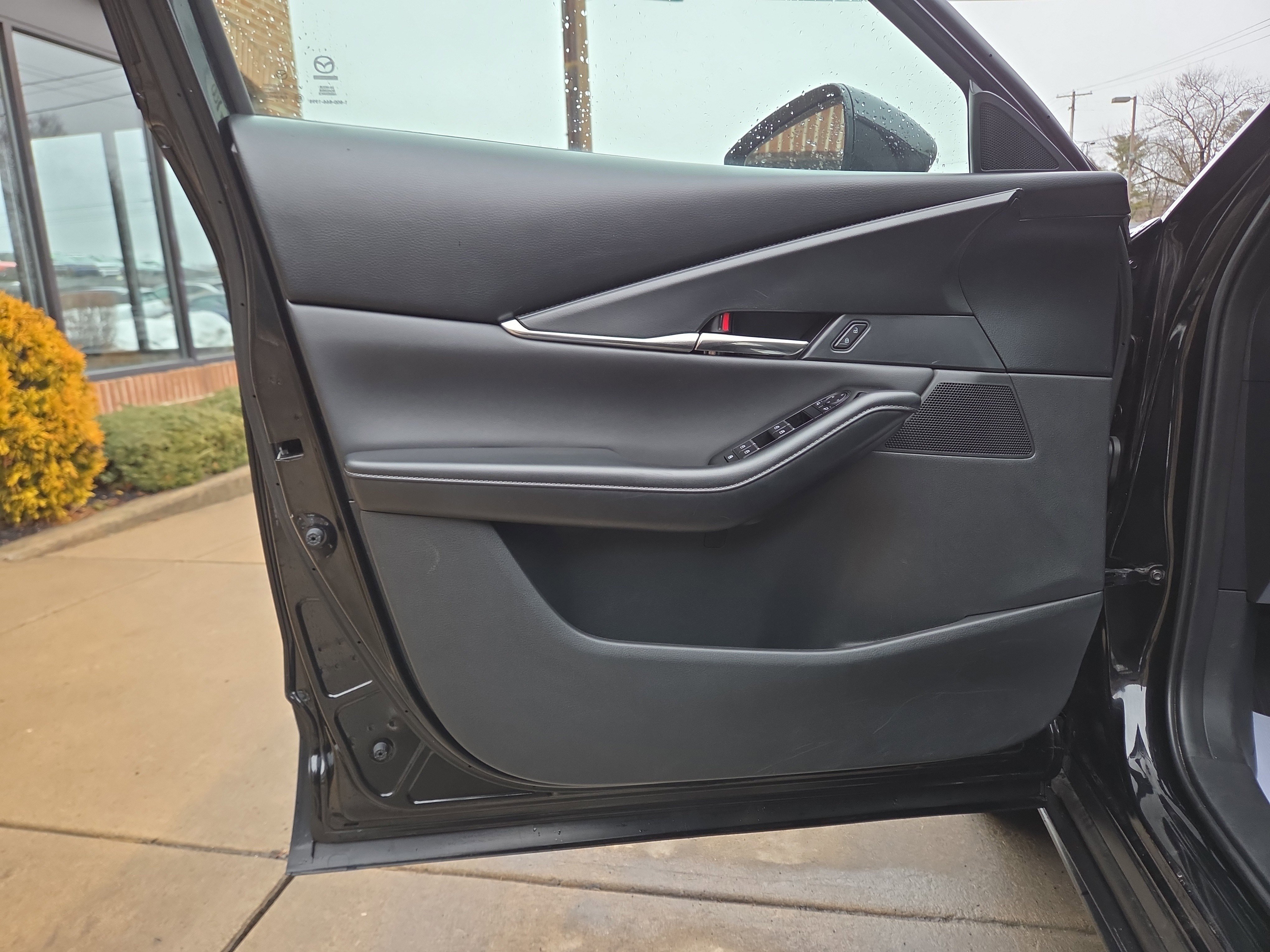 Certified 2025 MAZDA CX-30 AWD 2.5 S w/ Preferred Package image 15