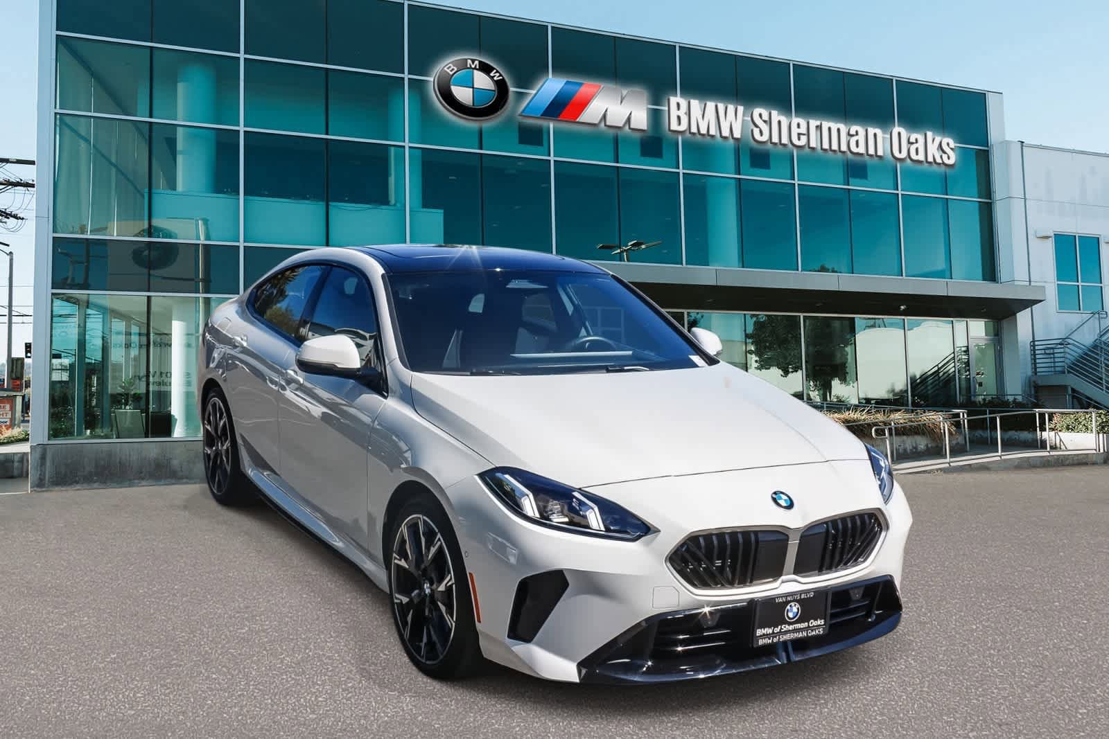 Used 2026 BMW 228i w/ Premium Package FWD image 3