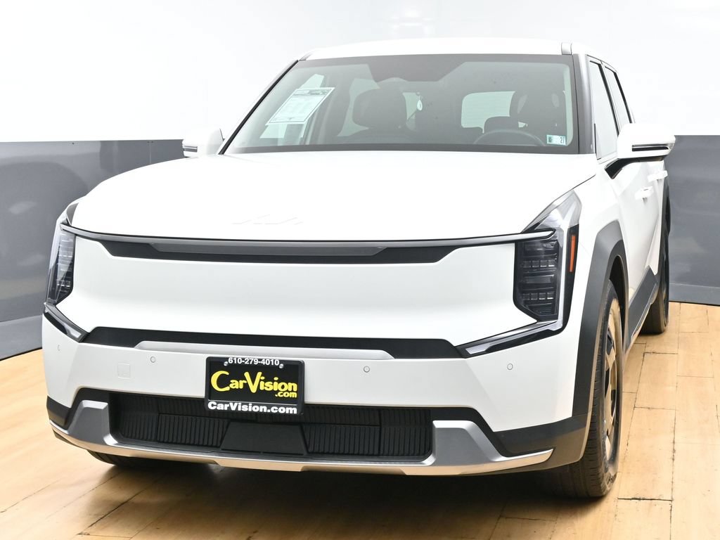 Used 2024 Kia EV9 Light RWD image 5