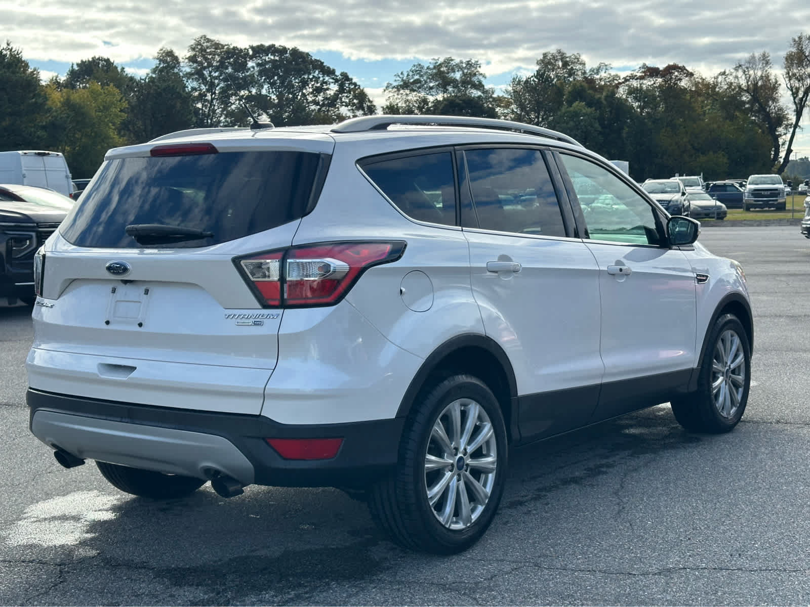 Used 2017 Ford Escape Titanium AWD/4WD image 6