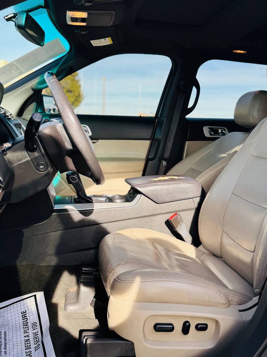 Used 2011 Ford Explorer Limited w/ 301A Rapid Spec Order Code image 9