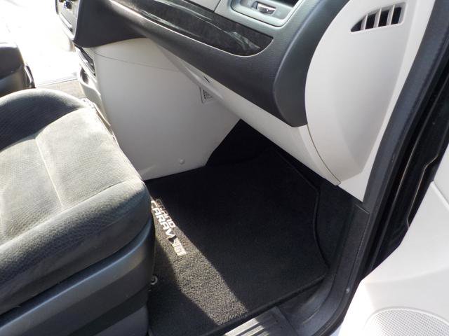 Used 2016 Dodge Grand Caravan SE w/ Quick Order Package 29E SE image 21