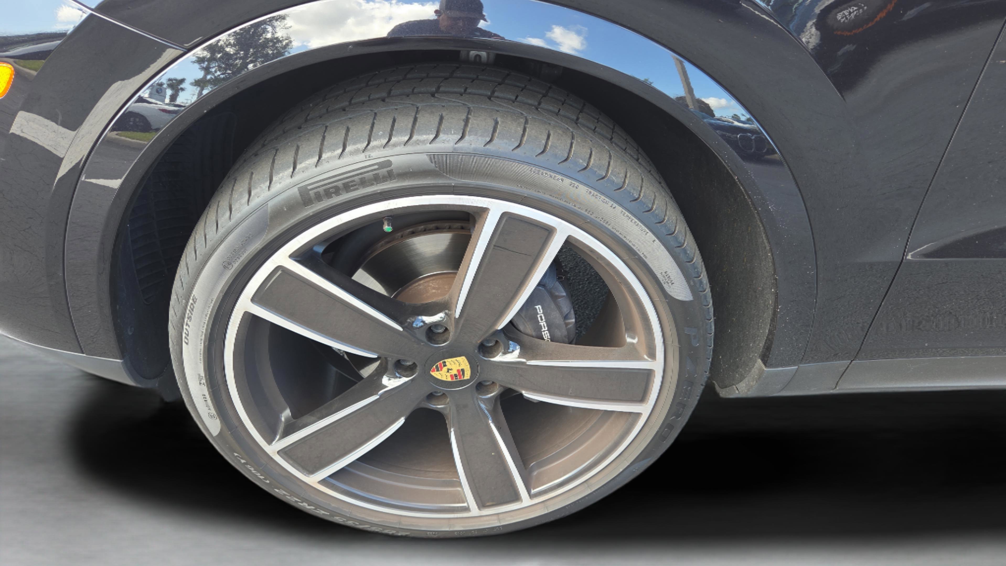 Used 2019 Porsche Cayenne image 20