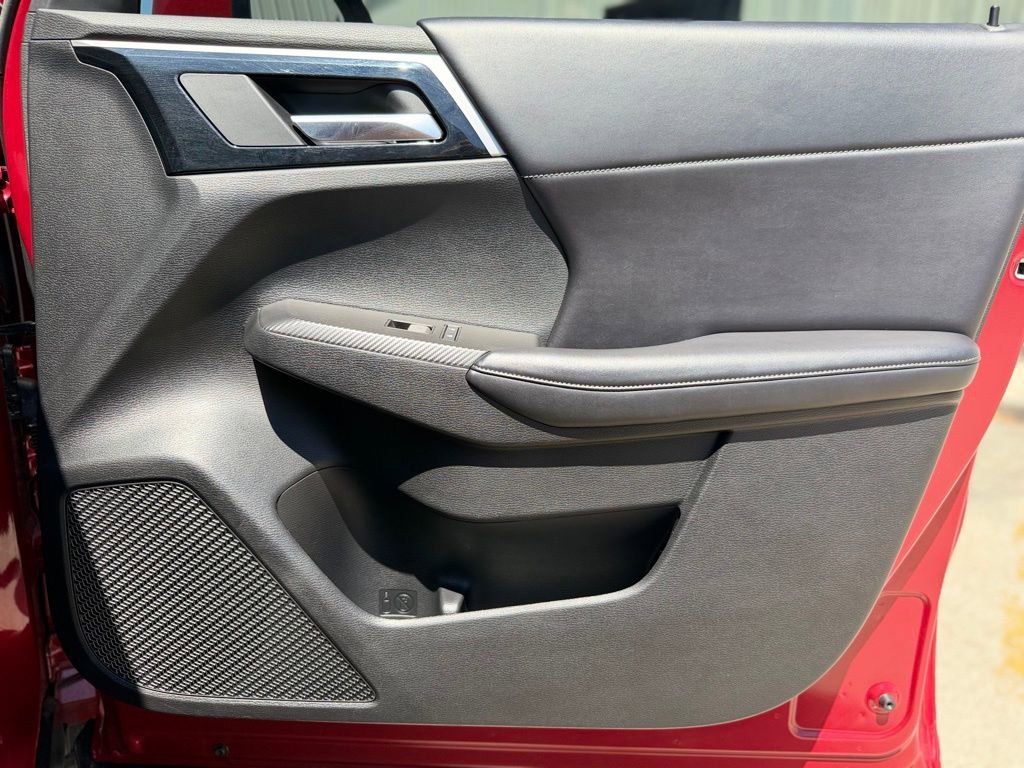 Used 2023 Mitsubishi Outlander SE FWD image 13