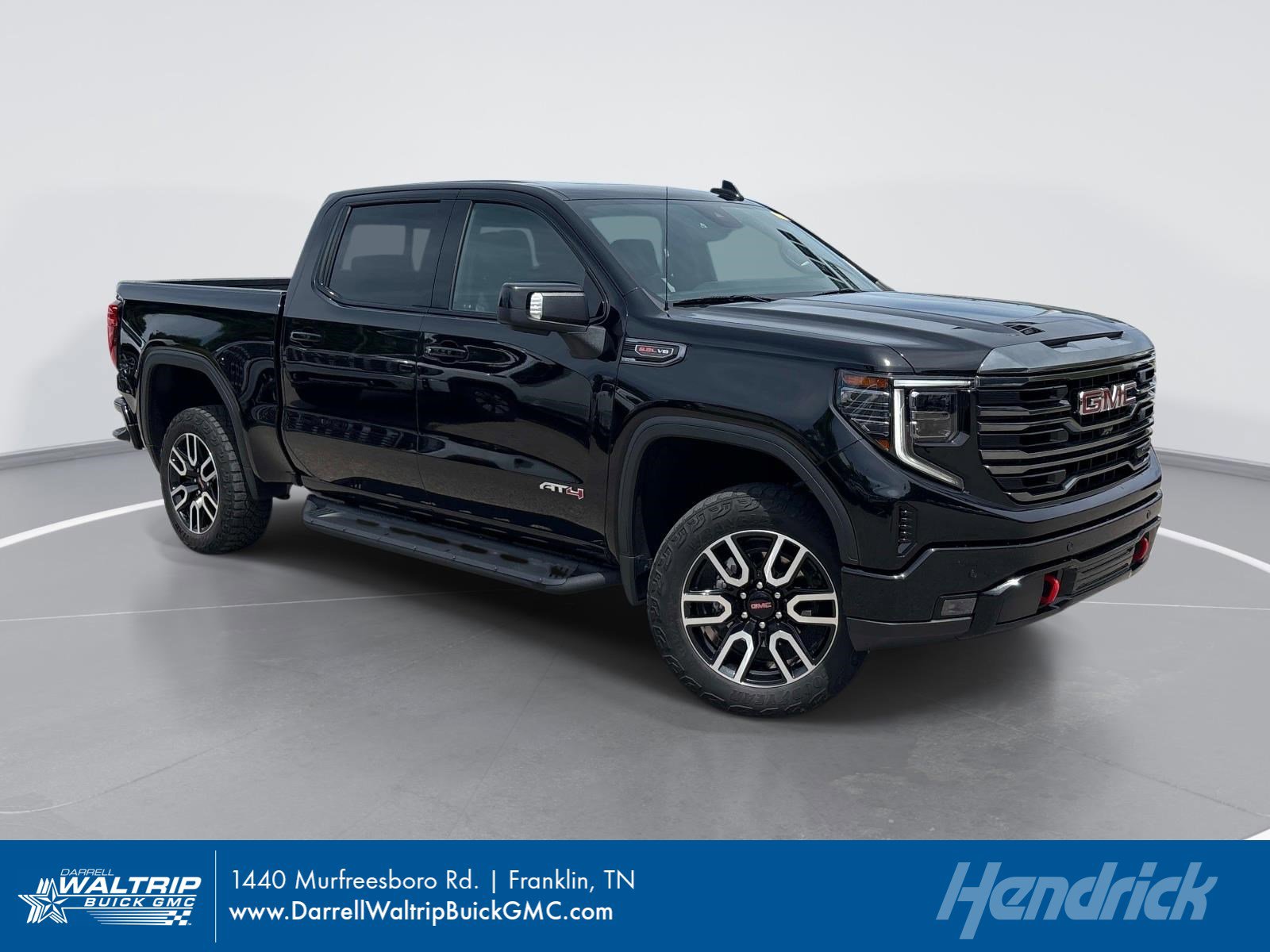 Certified 2023 GMC Sierra 1500 AT4 w/ AT4 Premium Package AWD/4WD image 1