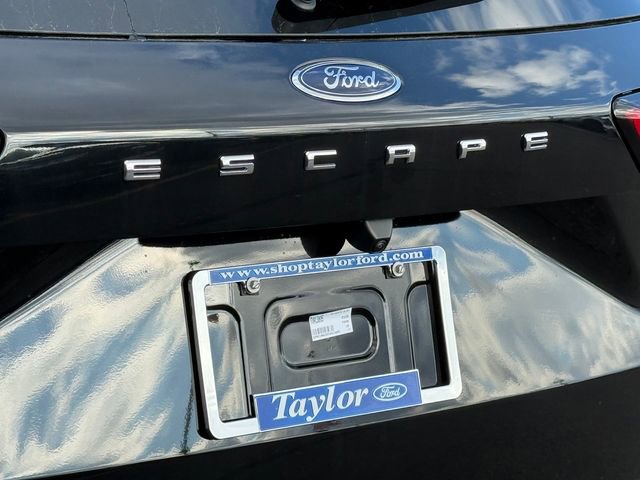 New 2026 Ford Escape ST-Line Select w/ Tech Pack #1 image 9