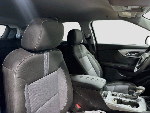 New 2026 Chevrolet Blazer LT w/ Convenience Package AWD/4WD image 24