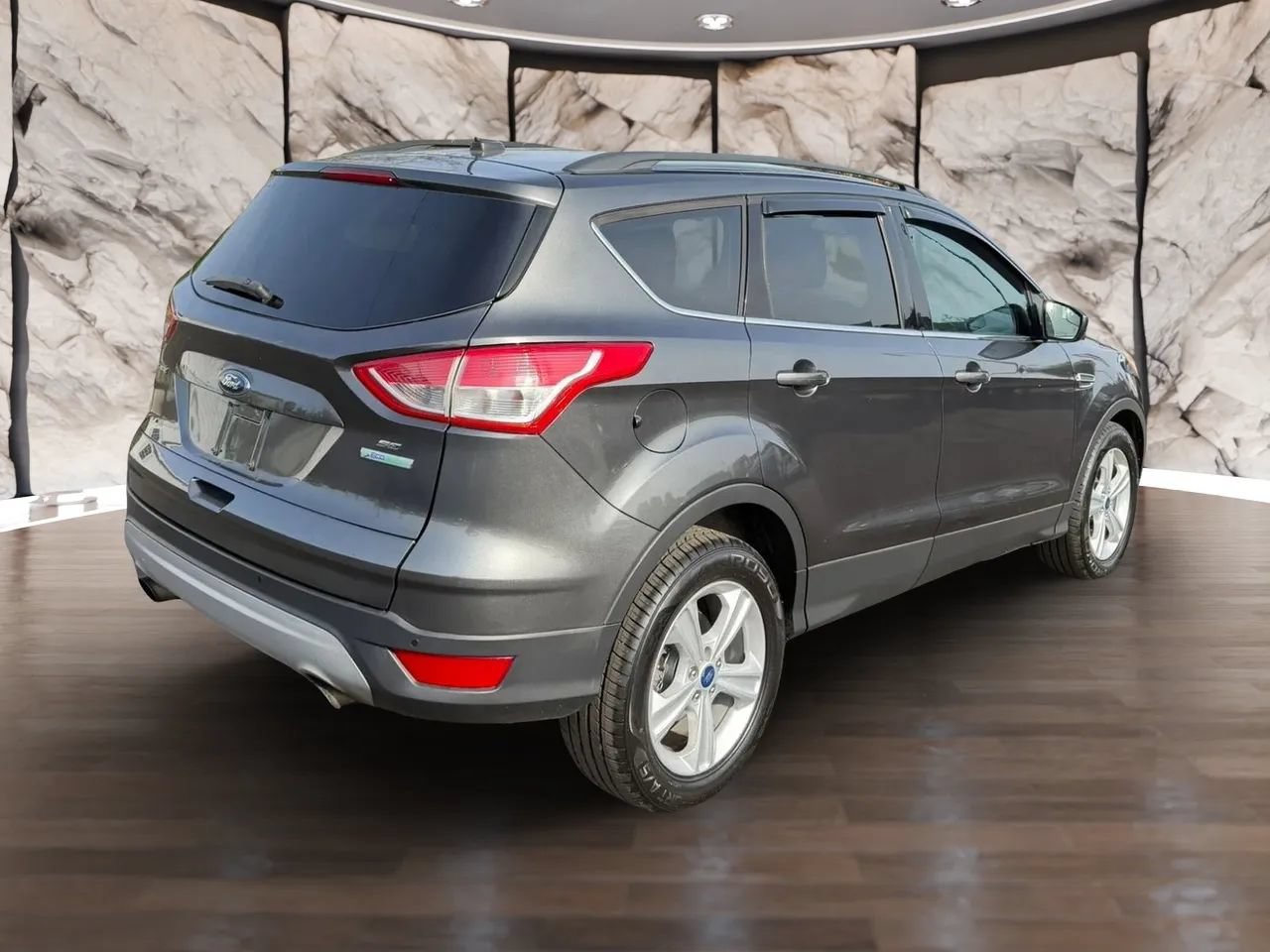 Used 2015 Ford Escape SE w/ Equipment Group 201A FWD image 7