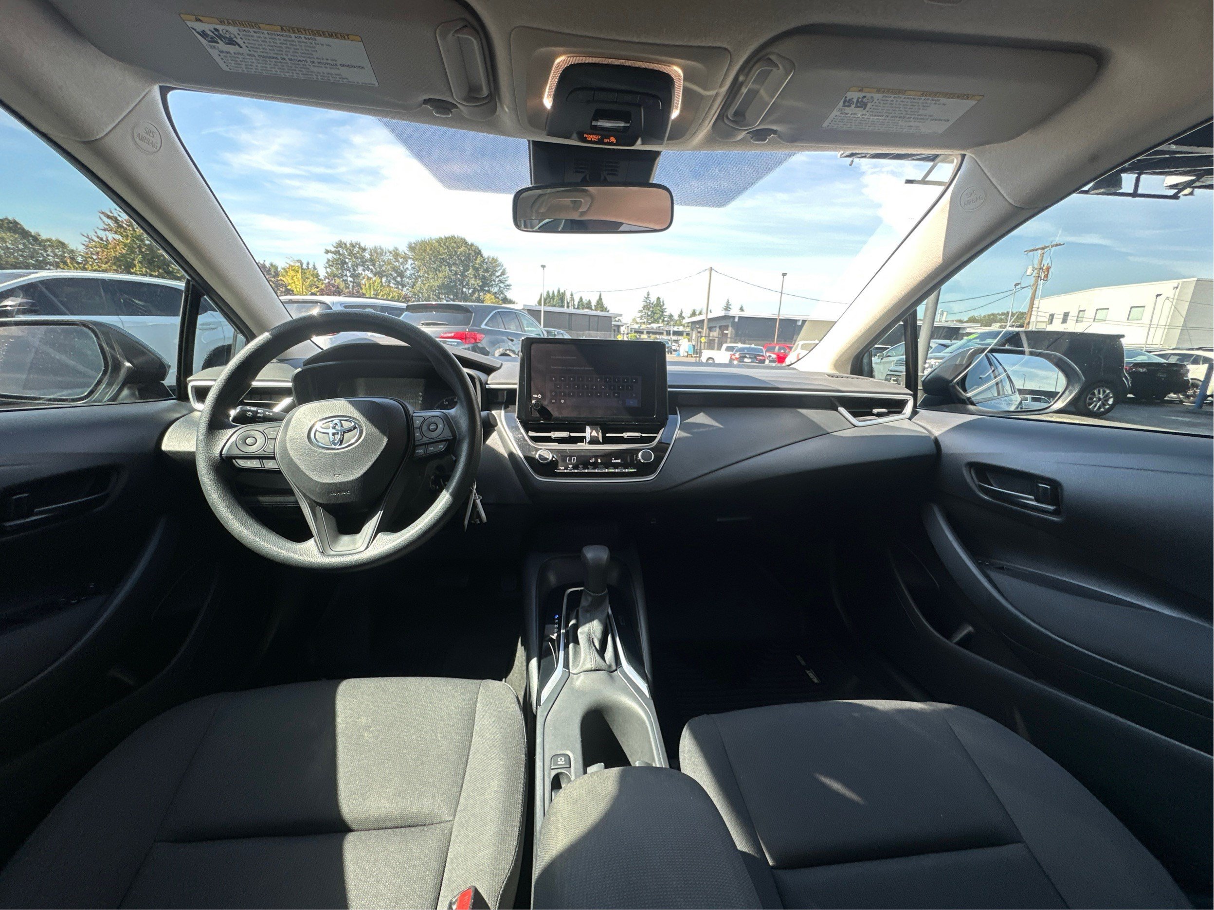 Used 2023 Toyota Corolla LE FWD image 27