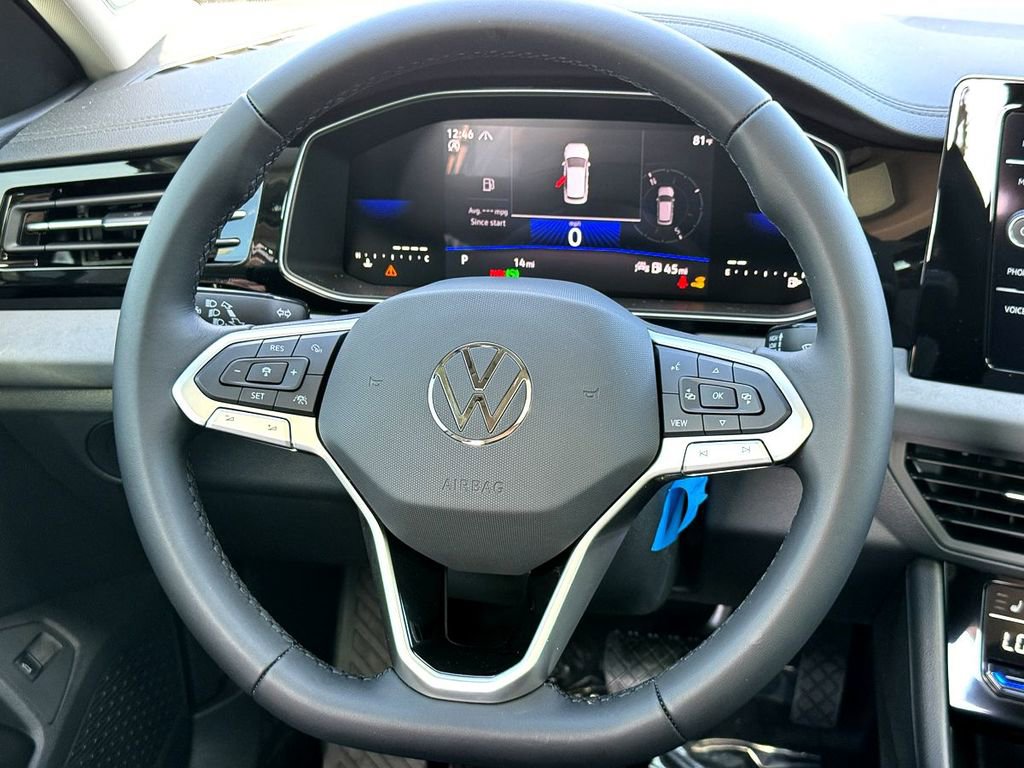 New 2025 Volkswagen Jetta SE FWD image 20