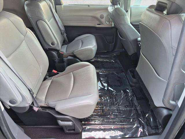 Certified 2023 Toyota Sienna XLE w/ XLE Plus Package FWD image 19