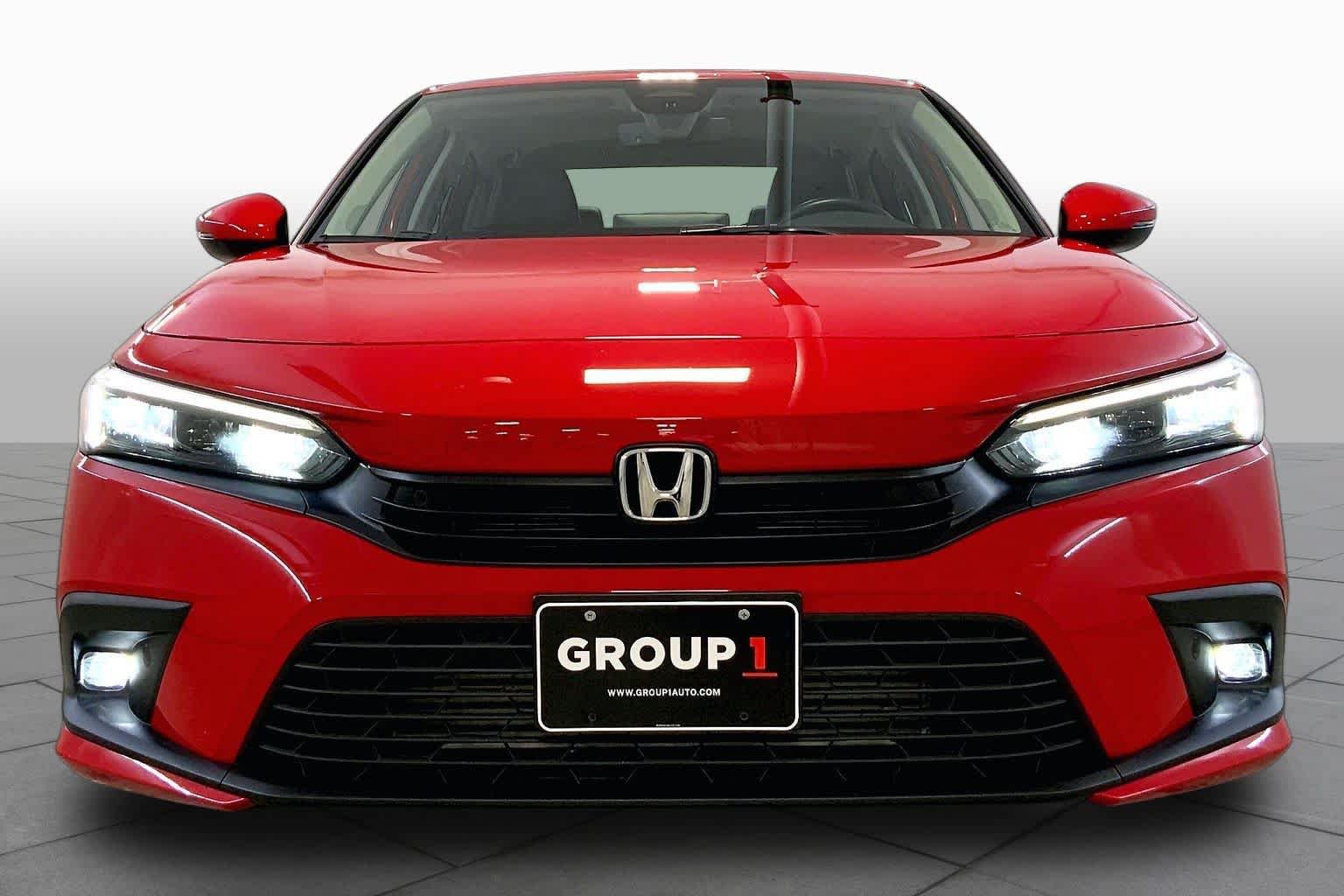 Used 2022 Honda Civic Touring image 3