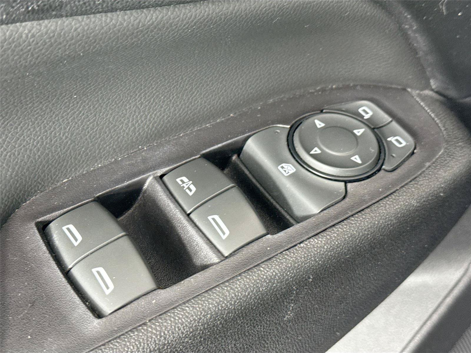 Used 2020 Chevrolet Equinox LT AWD/4WD image 25