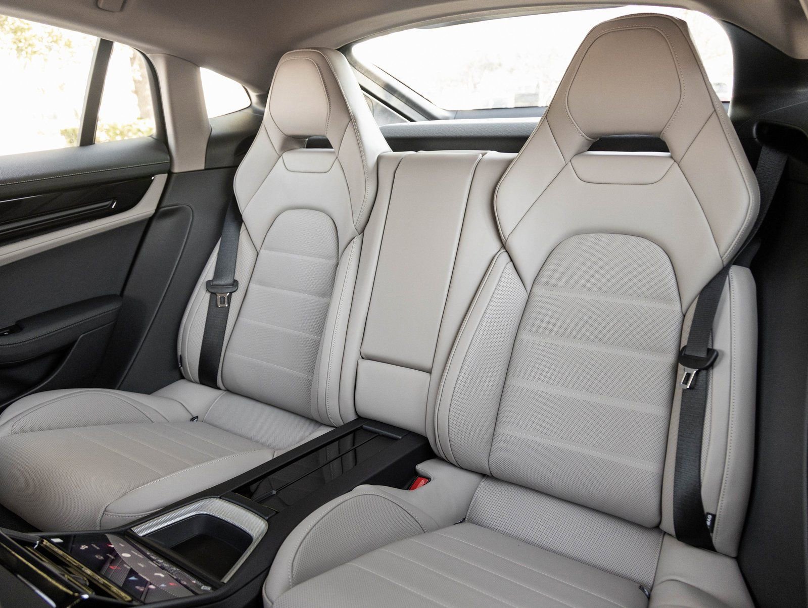 New 2026 Porsche Panamera 4 image 29