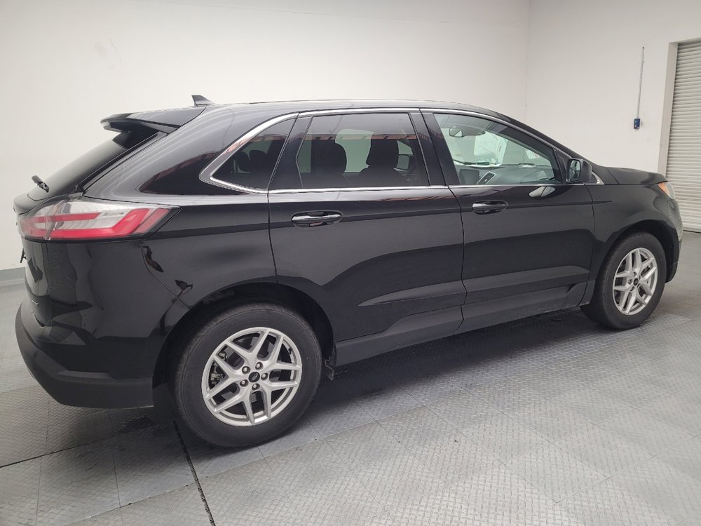 Used 2024 Ford Edge SEL image 10