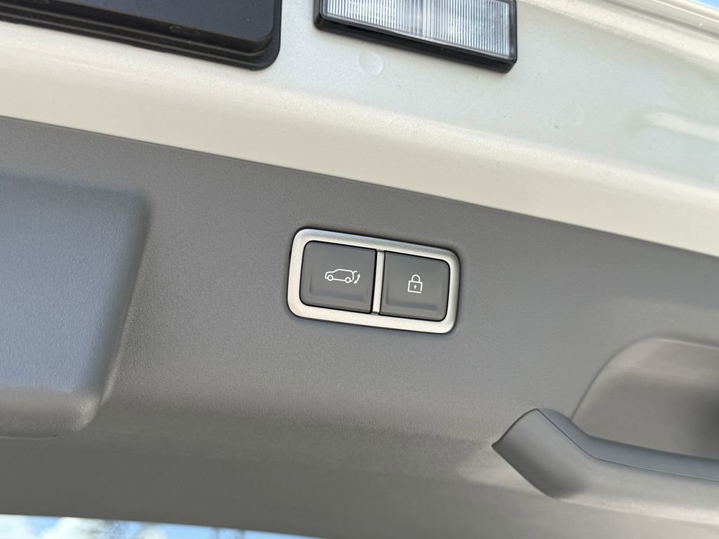 New 2026 Kia EV9 Light image 13