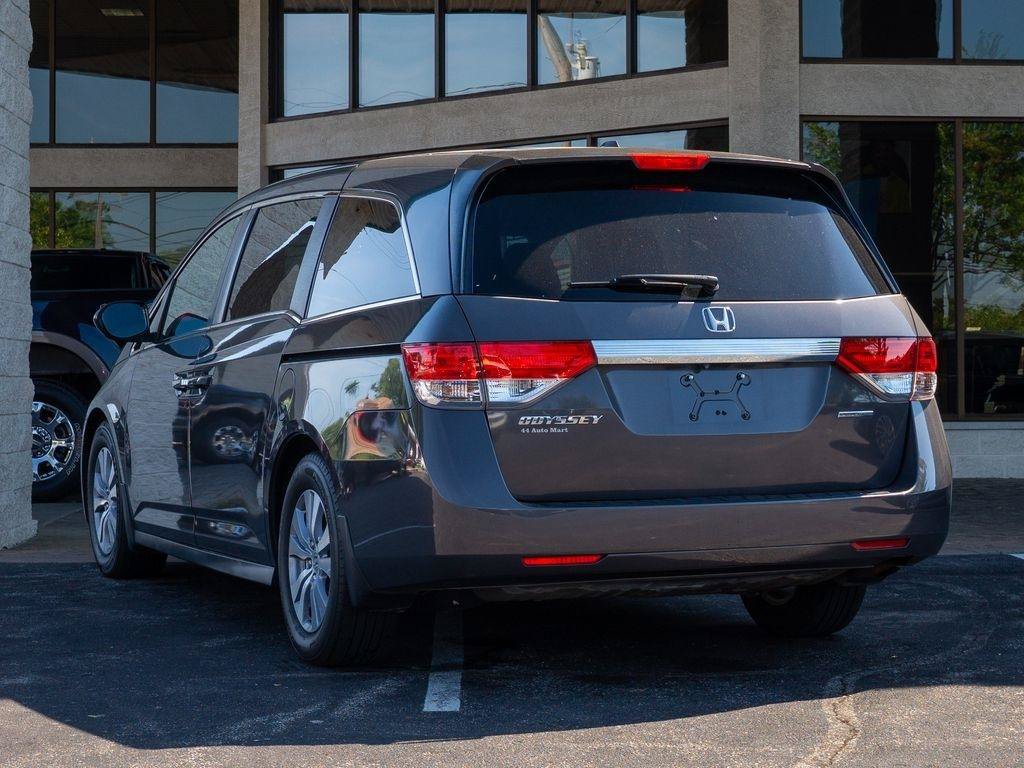 Used 2016 Honda Odyssey SE image 4