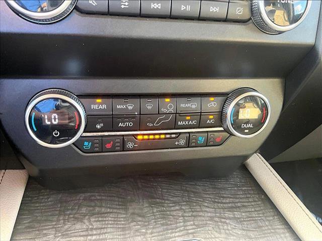 Used 2020 Ford Expedition Max Limited image 23