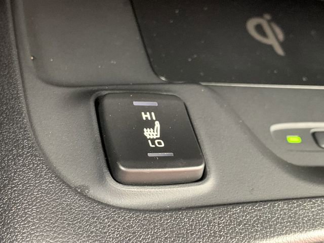 Used 2025 Toyota Corolla Premium image 27