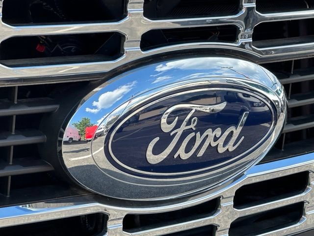 New 2026 Ford F550 4x4 Regular Cab Super Duty image 25