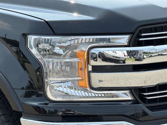 Used 2018 Ford F150 Lariat w/ Heavy-Duty Payload Package AWD/4WD image 30