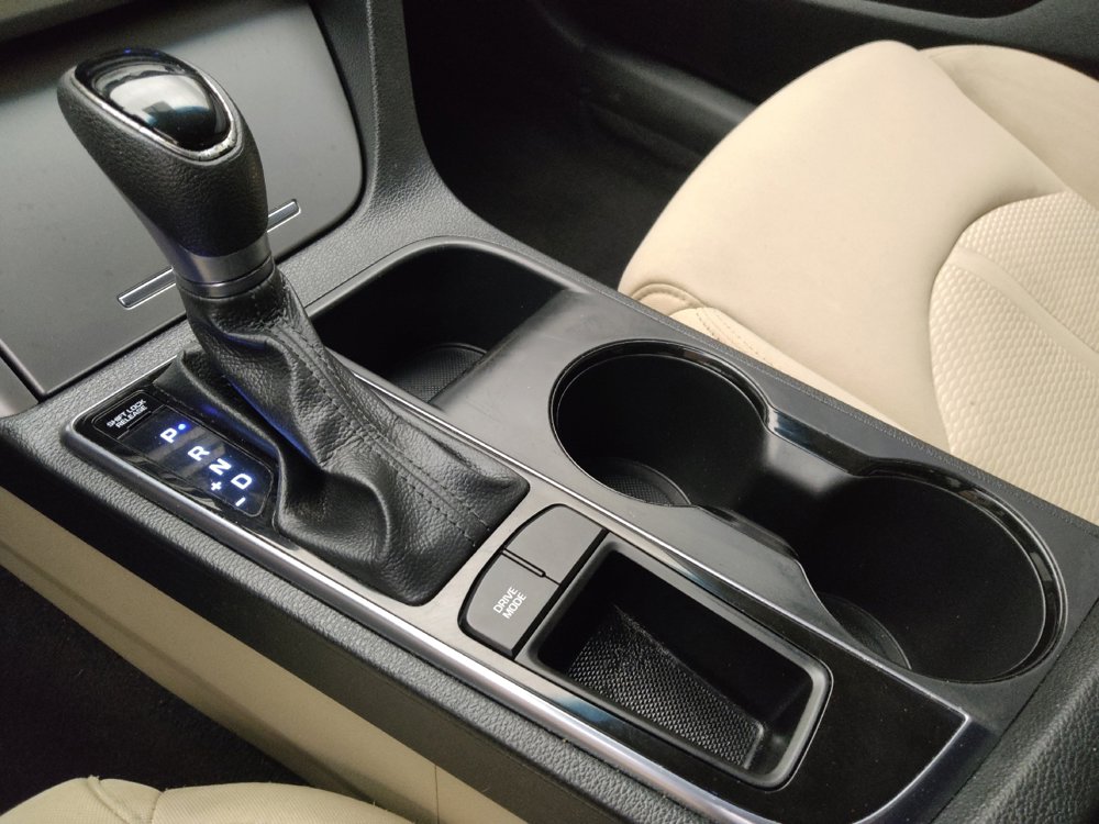 Used 2016 Hyundai Sonata SE FWD image 26