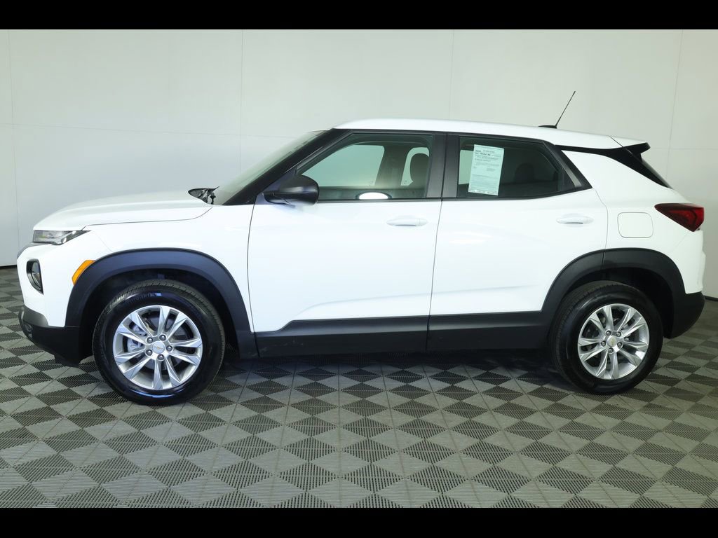 Used 2023 Chevrolet TrailBlazer LS AWD/4WD image 14