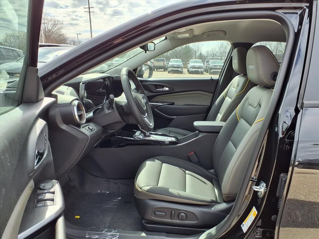 New 2026 Chevrolet Trax ACTIV w/ Driver Confidence Package FWD image 13