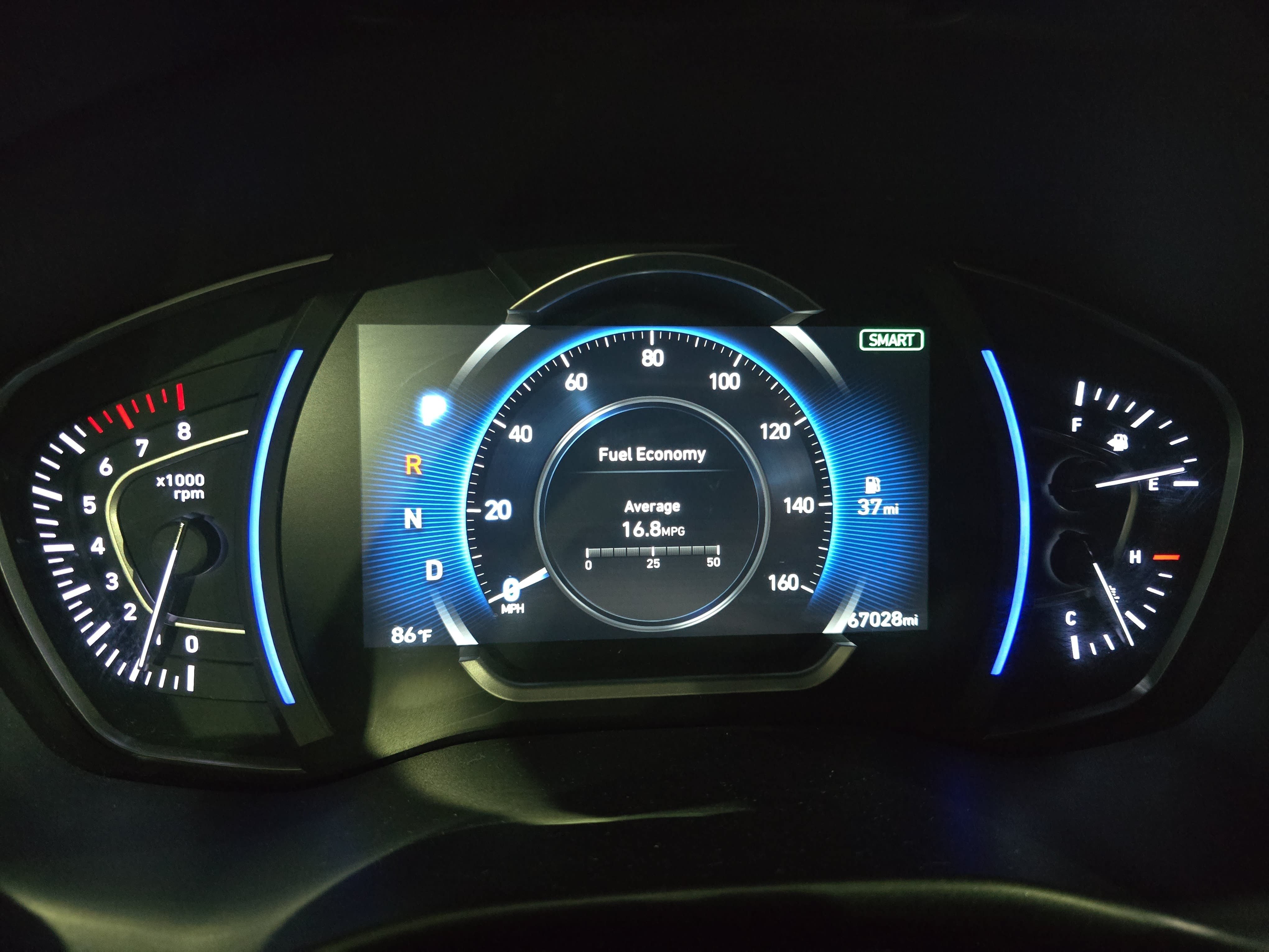 Used 2020 Hyundai Santa Fe SEL FWD image 16