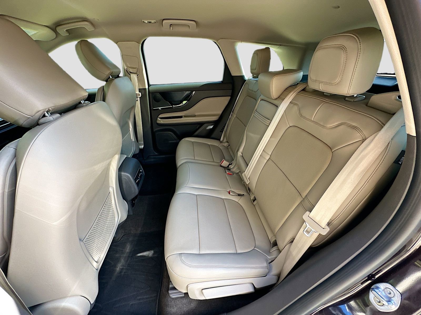 Used 2023 Lincoln Corsair Reserve w/ Equipment Group 201A image 24