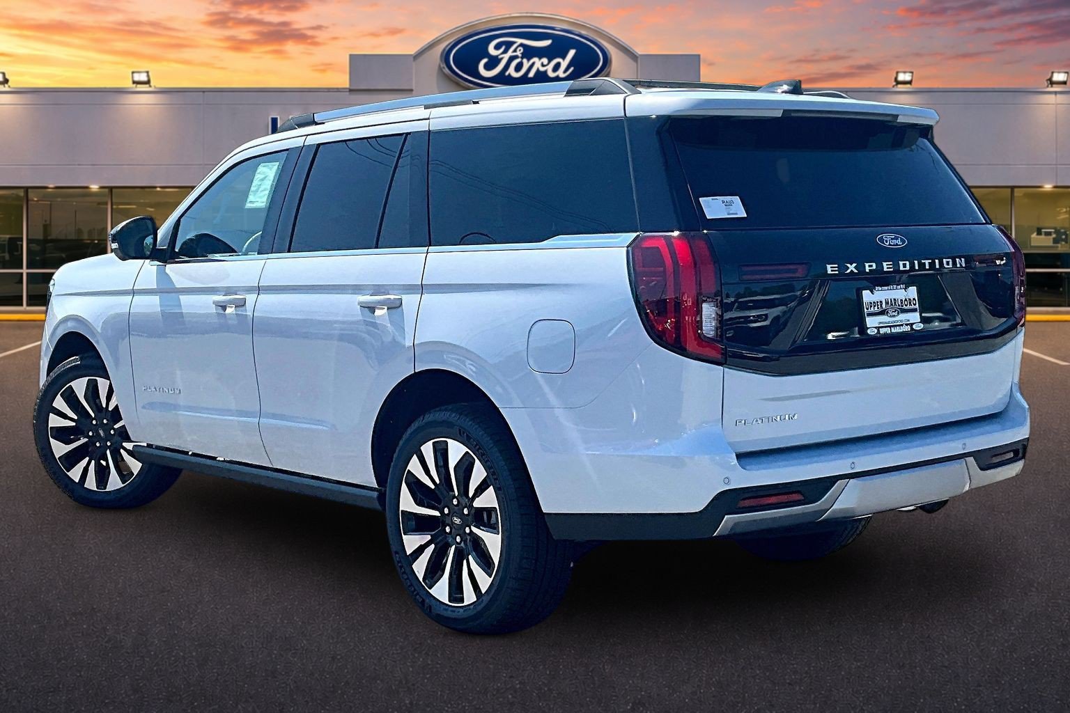 New 2026 Ford Expedition Platinum w/ Driver's Package AWD/4WD image 3