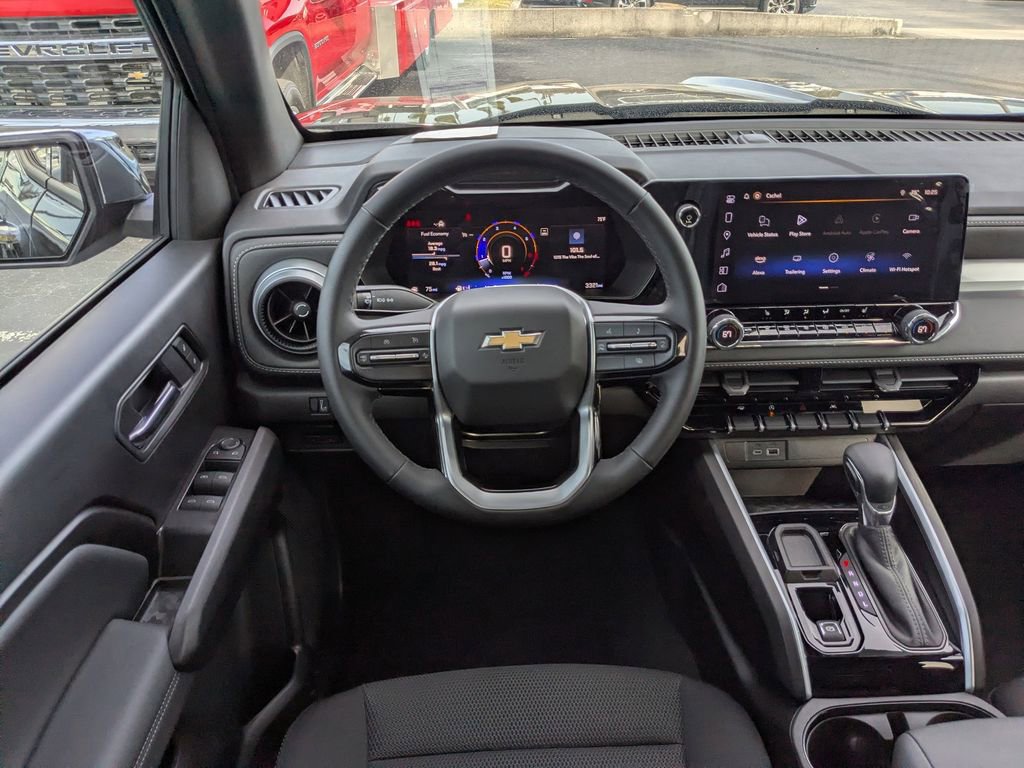 Used 2025 Chevrolet Colorado LT w/ Advanced Trailering Package image 17