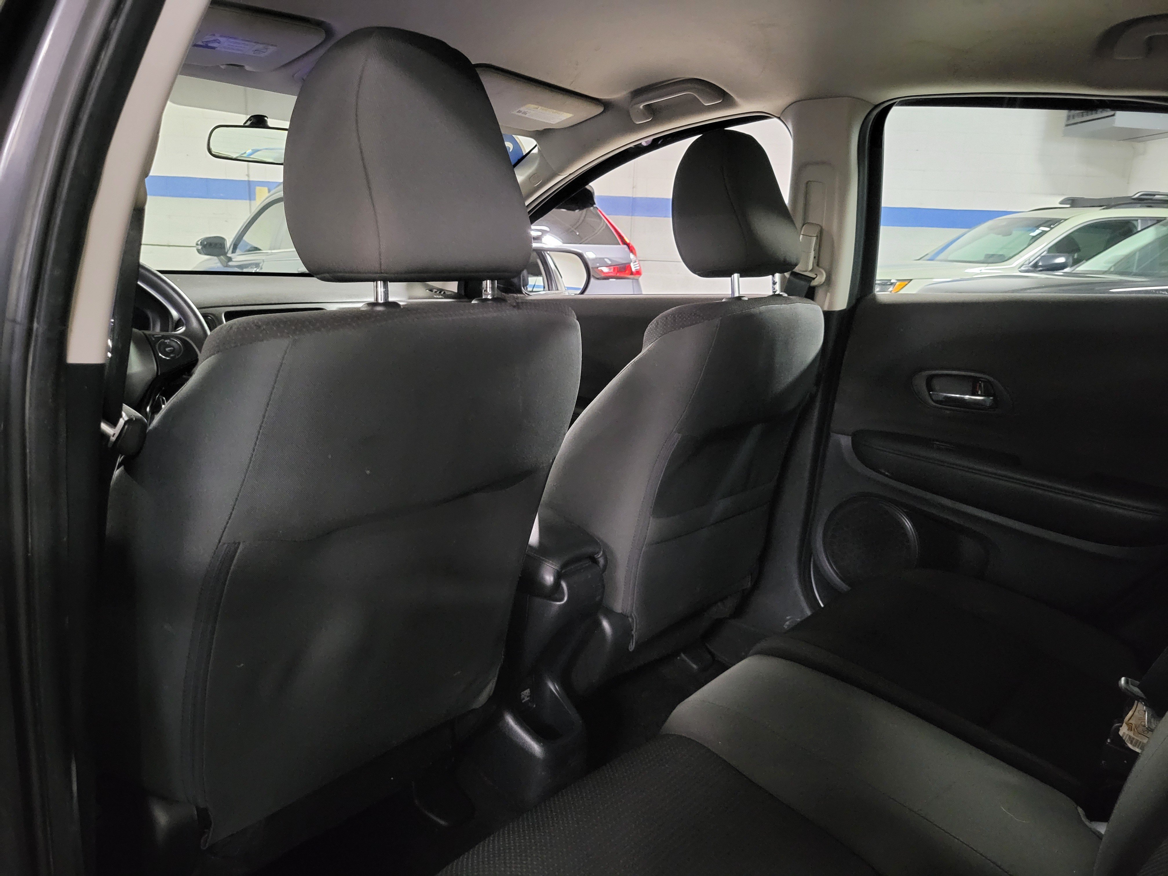 Used 2020 Honda HR-V LX image 16
