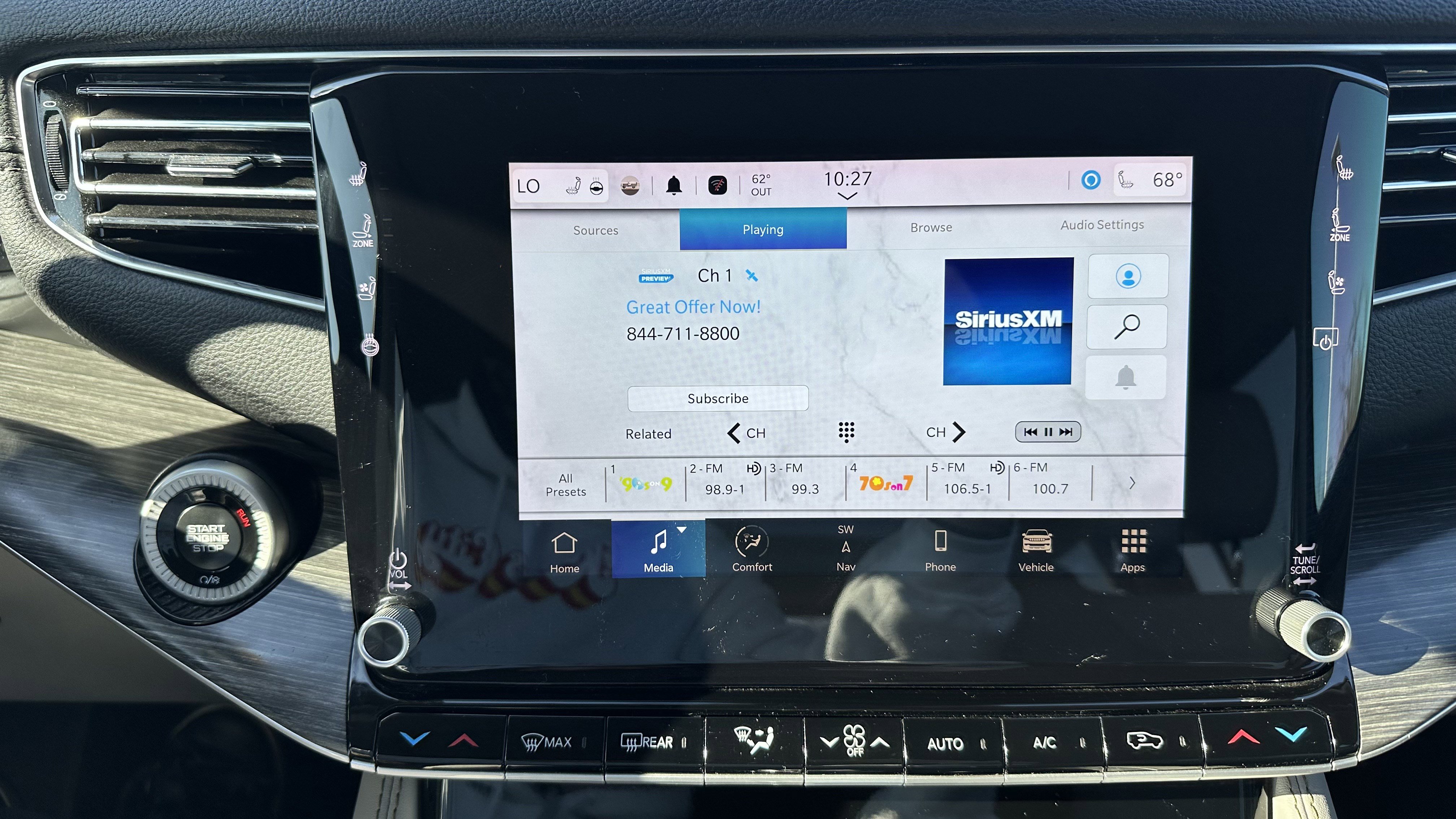 Used 2024 Jeep Wagoneer L Series III w/ Premium Group I image 24