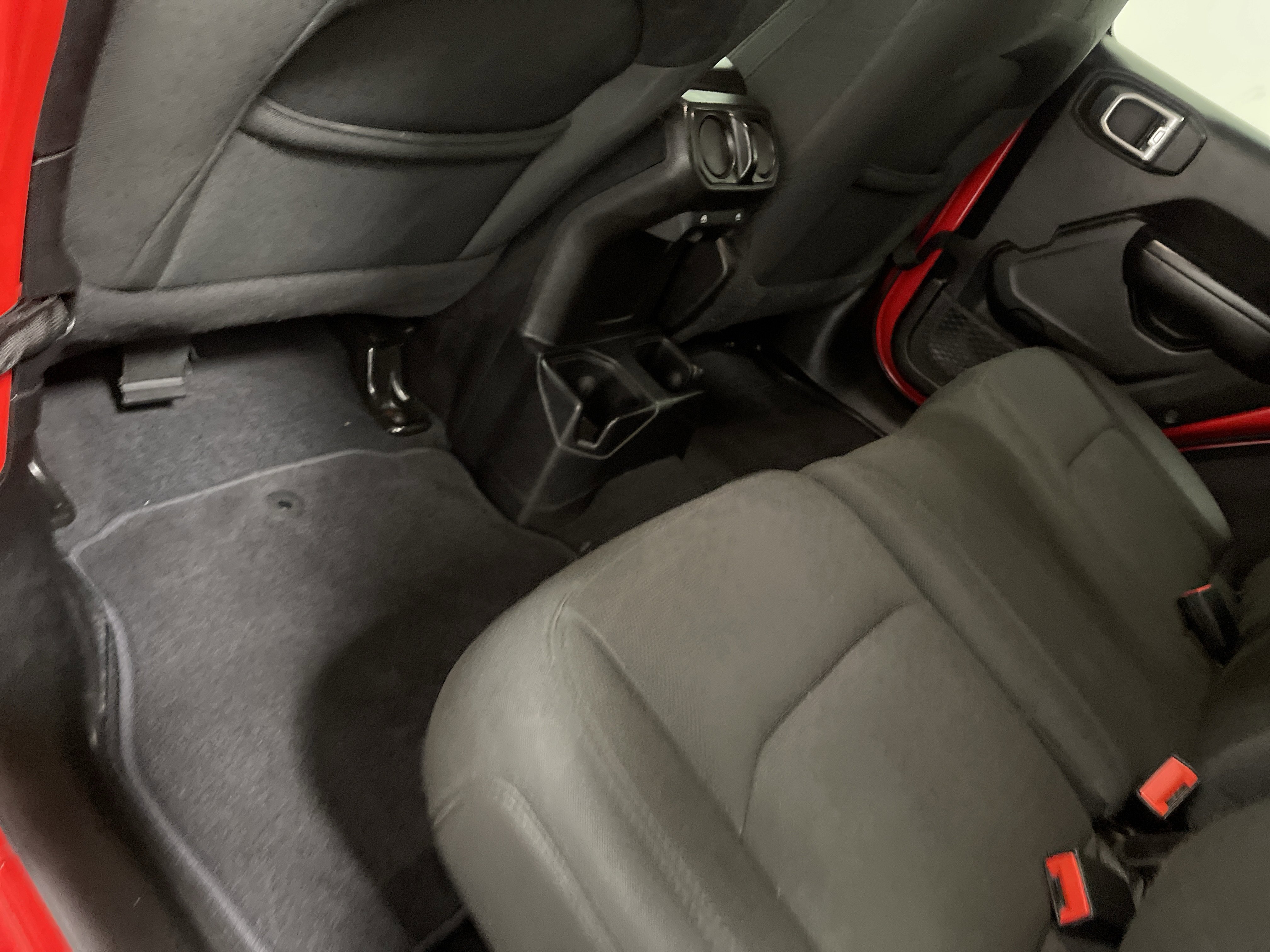 Used 2019 Jeep Wrangler Unlimited Sport S image 17