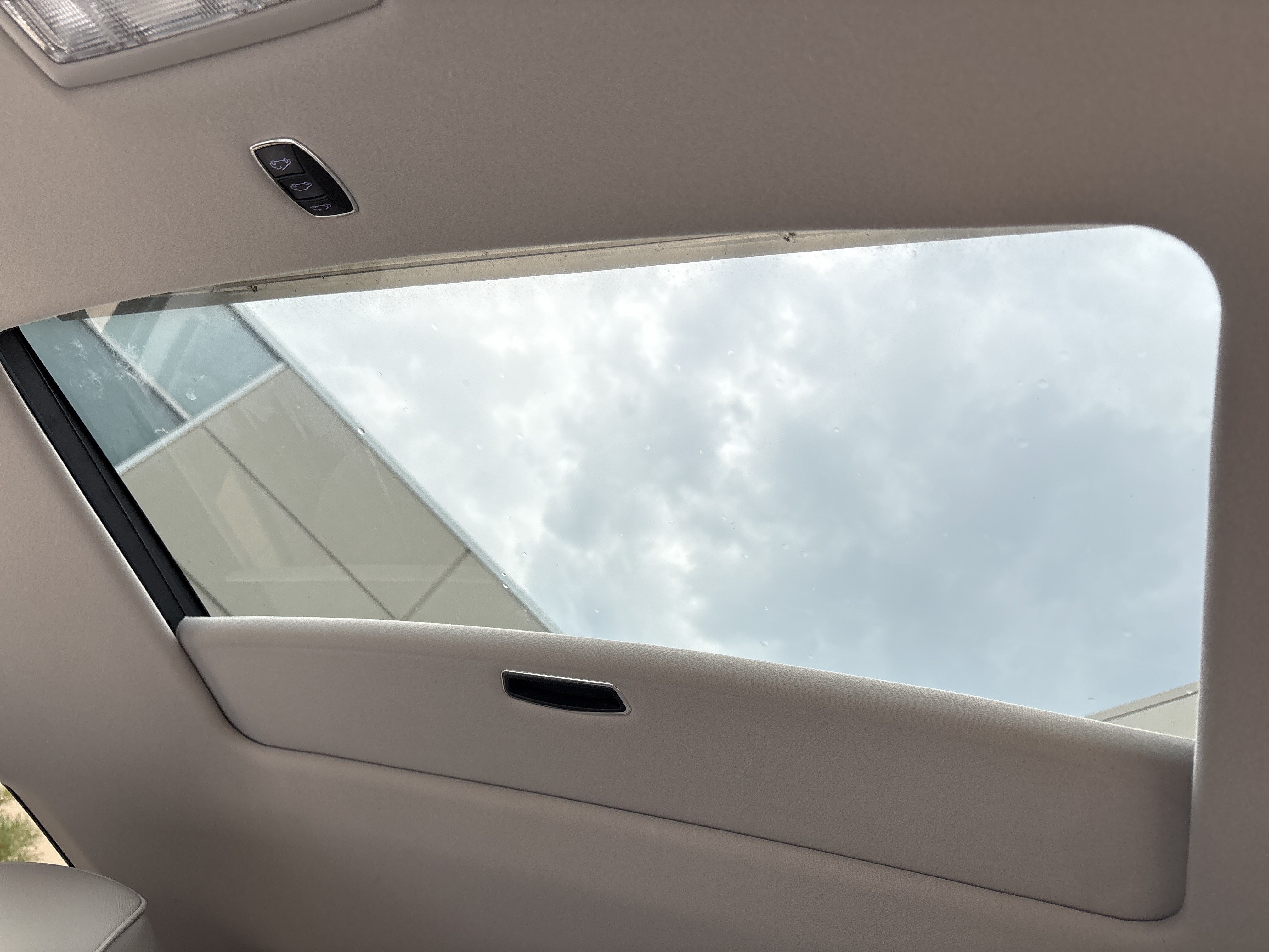 Used 2014 Toyota Venza LE FWD image 8
