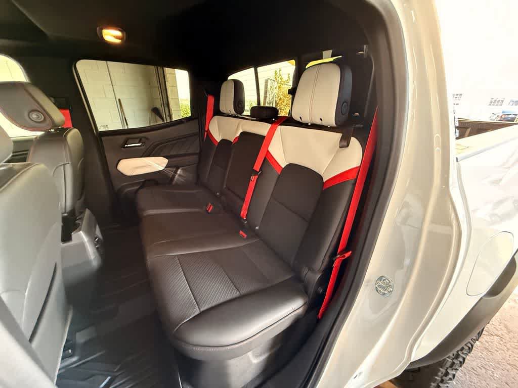 Used 2025 GMC Canyon AT4 w/ AT4X AEV Edition AWD/4WD image 12