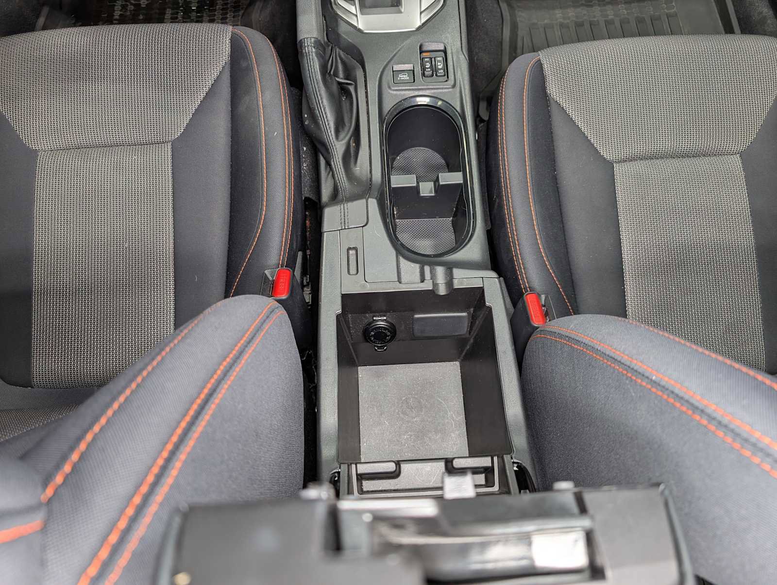 Used 2022 Subaru Crosstrek 2.0i Premium w/ Moonroof Package image 21