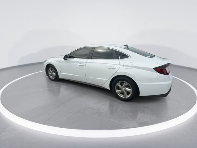 Used 2021 Hyundai Sonata SE w/ Cargo Package FWD image 6