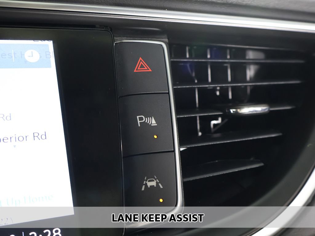 Used 2023 Buick Enclave Avenir AWD/4WD image 9
